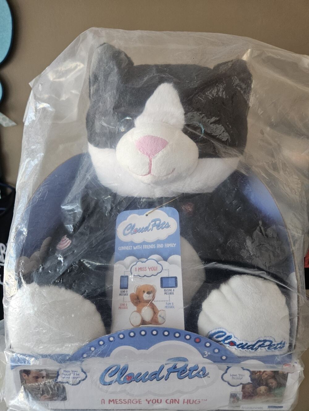 Jay@Play Cloud Pets Black & White CAT NIB plush connect with family friends